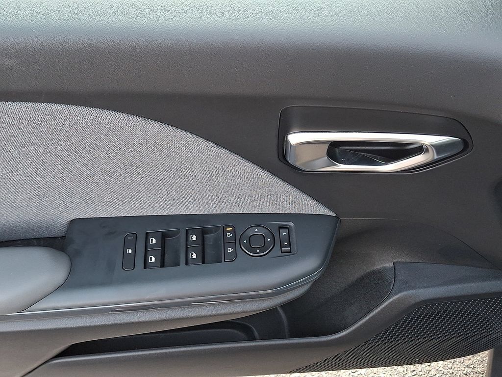 Certified 2025 Kia K4 EX FWD image 14