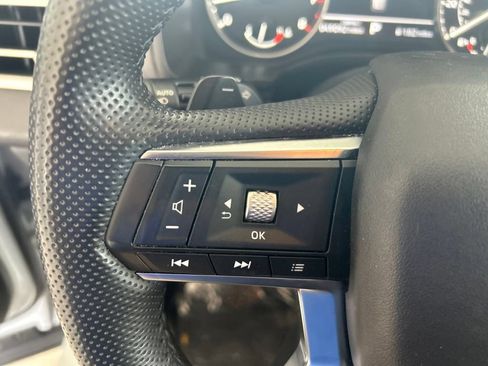 Used 2024 Mitsubishi Outlander SE AWD/4WD image 43