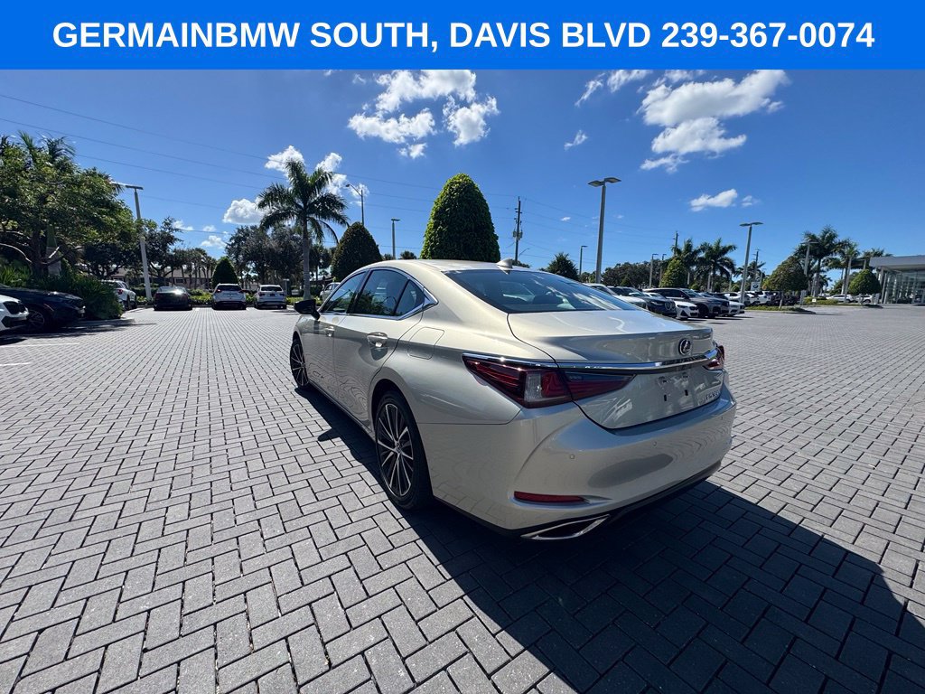 Used 2022 Lexus ES 350 w/ Premium Package FWD image 5