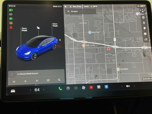 Used 2018 Tesla Model 3 Long Range image 14