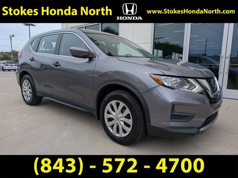Used 2019 Nissan Rogue S FWD image 2