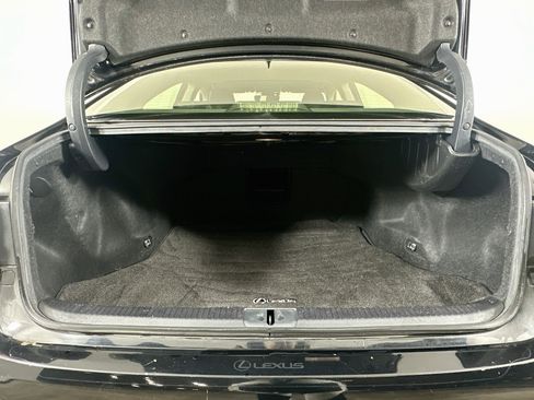 Used 2016 Lexus ES 350 w/ Luxury Package w/Wood Trim FWD image 30