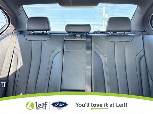 Used 2021 BMW 530i w/ M Sport Package image 29