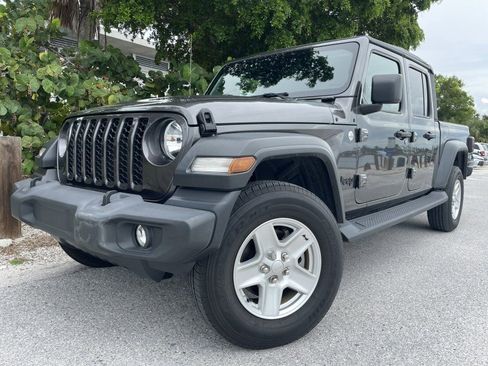 Used 2020 Jeep Gladiator Sport w/ Quick Order Package 24S image 45