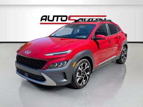 Used 2022 Hyundai Kona Limited image 3