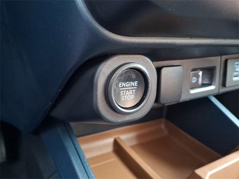 Used 2023 Ford Maverick Lariat w/ Lariat Luxury Package image 23