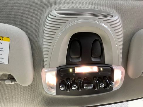 Used 2015 MINI Cooper S image 27