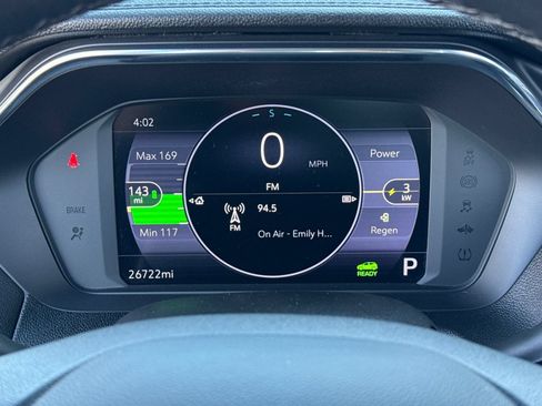 Used 2023 Chevrolet Bolt LT w/ Infotainment Package FWD image 38