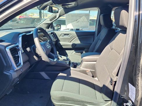 New 2026 GMC Canyon Elevation w/ Convenience Package image 15