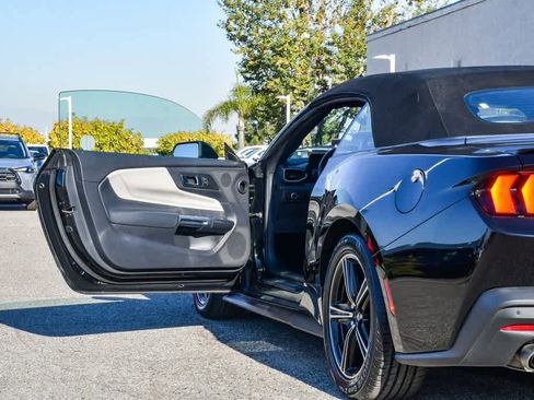 Used 2024 Ford Mustang Premium image 19