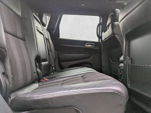 Used 2020 Jeep Grand Cherokee Altitude image 20