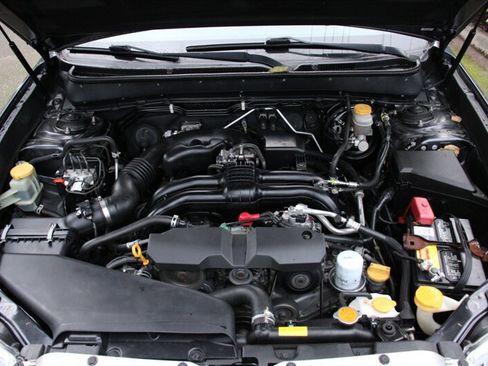 Used 2013 Subaru Outback 2.5i Limited image 19