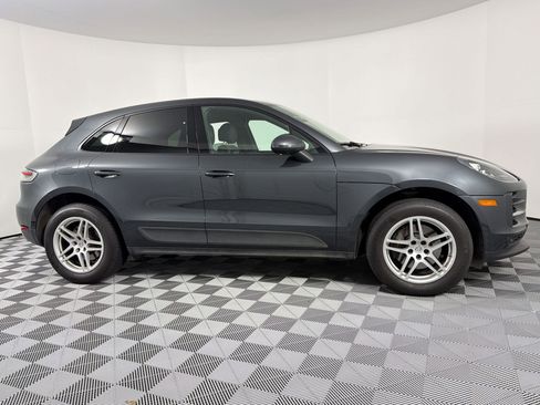 Used 2020 Porsche Macan AWD/4WD image 11