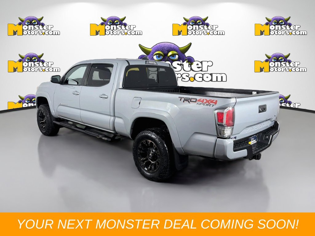 Used 2020 Toyota Tacoma TRD Sport AWD/4WD image 7