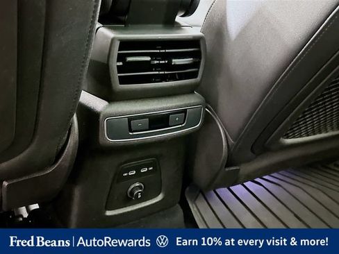 Used 2023 Audi Q4 e-tron Premium Plus w/ Premium Plus AWD/4WD image 32