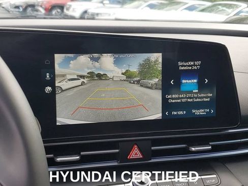 Certified 2025 Hyundai Elantra SEL FWD image 18