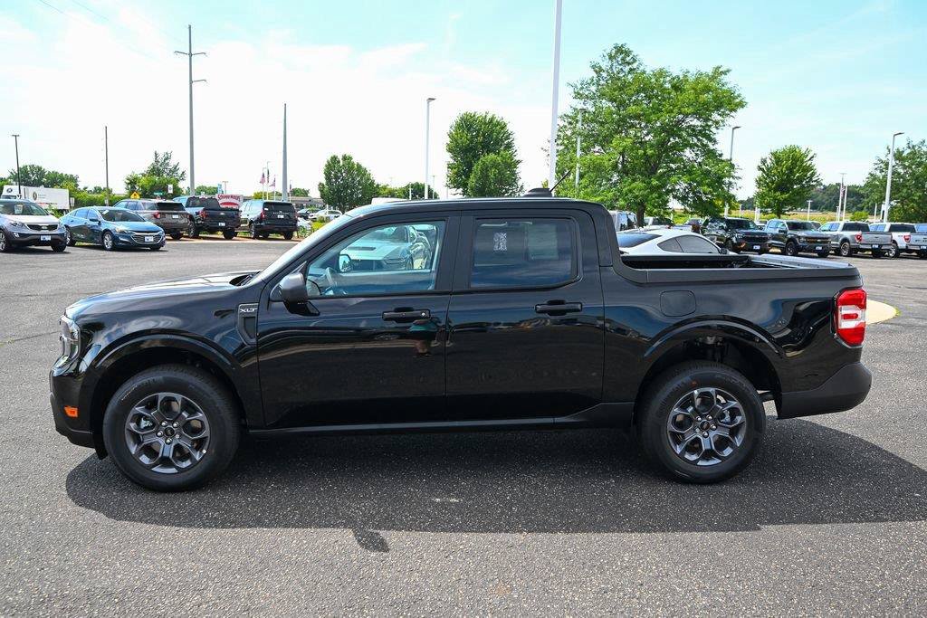 New 2026 Ford Maverick XLT w/ Equipment Group 301A AWD/4WD image 8