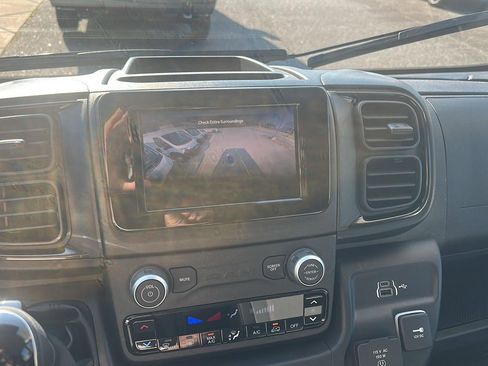 New 2025 RAM ProMaster 2500 w/ Convenience Group FWD image 15