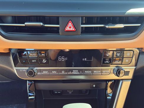 New 2026 Kia Seltos EX FWD image 31