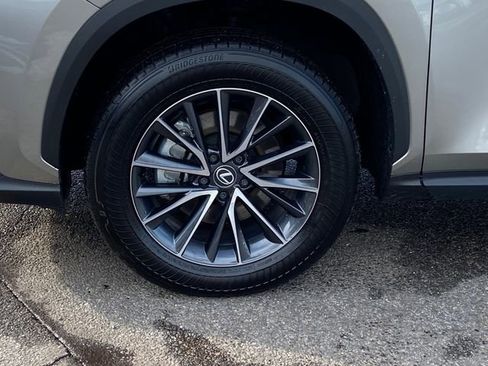 Used 2024 Lexus NX 350h AWD image 9