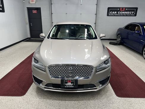Used 2019 Lincoln MKZ Premiere image 6