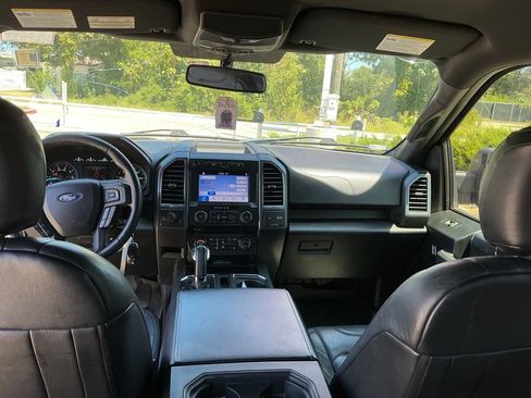 Used 2018 Ford F150 XLT w/ Equipment Group 302A Luxury AWD/4WD image 21