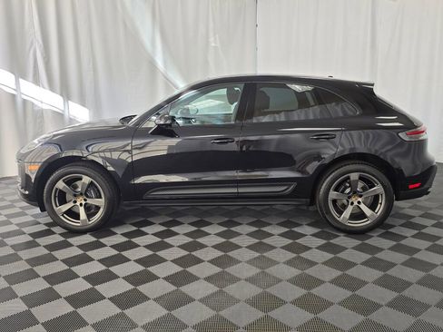 New 2026 Porsche Macan image 2