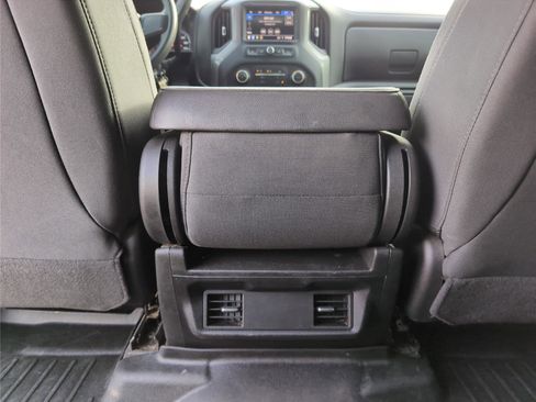 Used 2021 Chevrolet Silverado 1500 Custom image 24