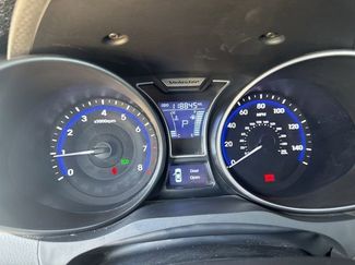 Used 2015 Hyundai Veloster Turbo FWD video 1