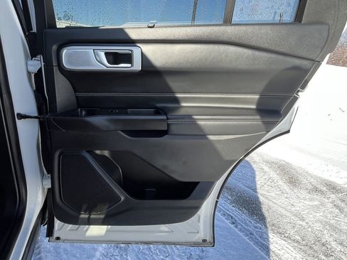 Used 2020 Ford Explorer ST w/ ST Street Pack image 19