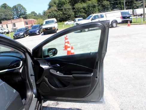 Used 2017 Chevrolet Volt LT image 23