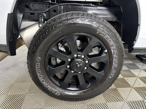 Used 2025 RAM 2500 Big Horn AWD/4WD image 31