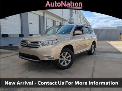 Used 2013 Toyota Highlander SE