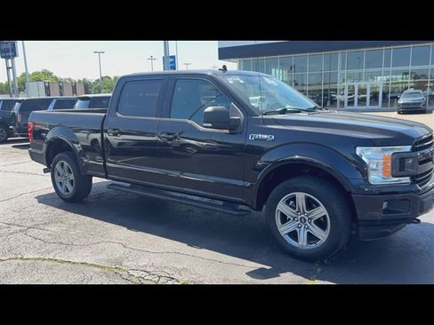 Used 2019 Ford F150 XLT w/ Equipment Group 302A Luxury AWD/4WD image 2
