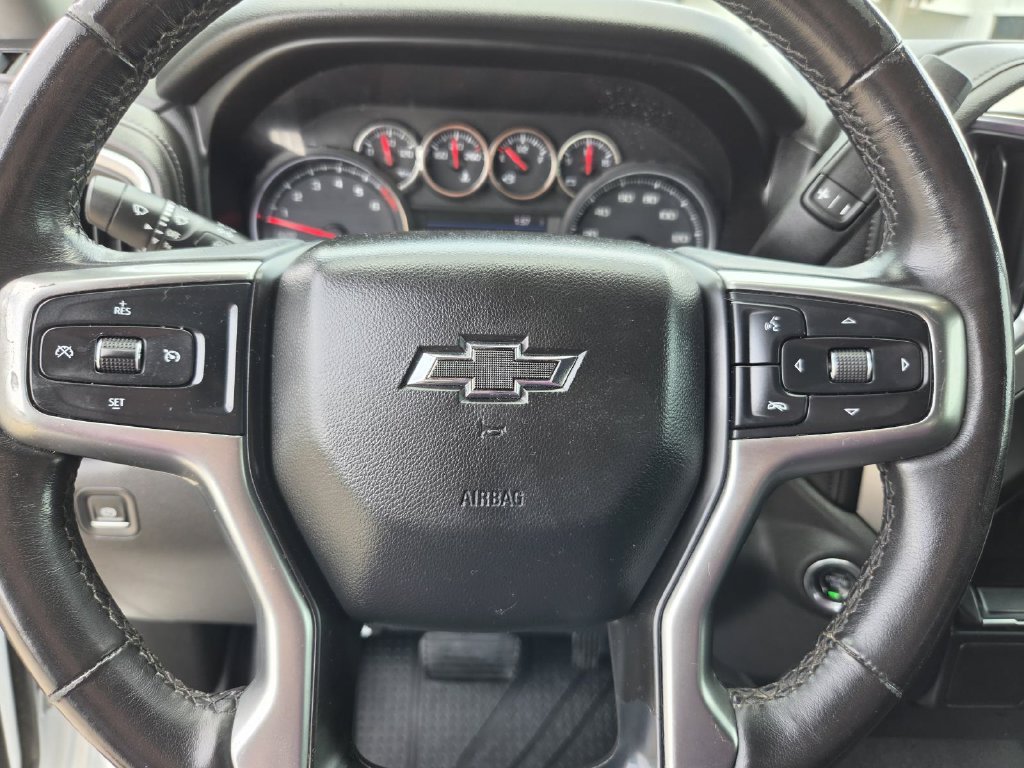 Used 2019 Chevrolet Silverado 1500 LT Trail Boss AWD/4WD image 5