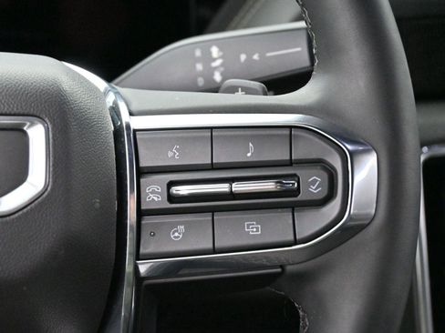 Used 2025 GMC Yukon Elevation image 22