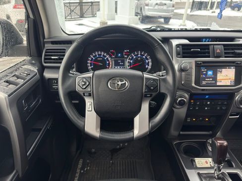 Used 2018 Toyota 4Runner Limited image 34