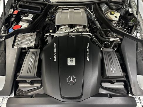 Used 2018 Mercedes-Benz AMG GT Roadster 2D image 20