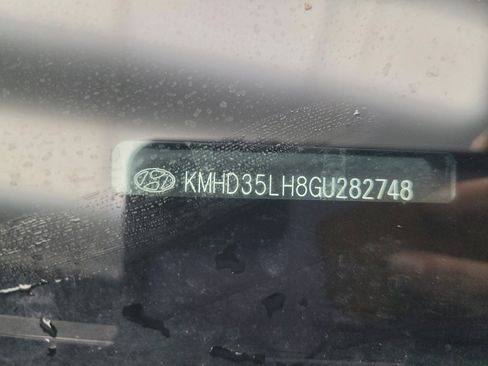 Used 2016 Hyundai Elantra GT image 33