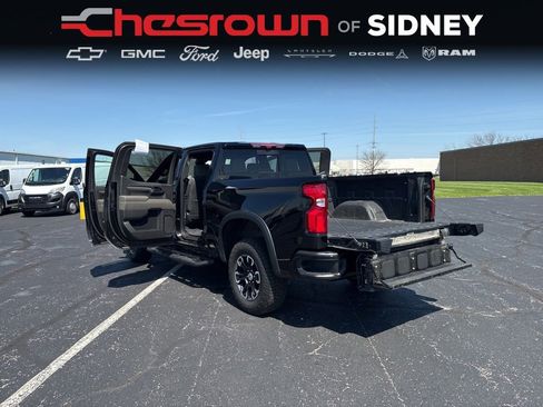 Used 2024 Chevrolet Silverado 1500 ZR2 w/ Technology Package image 15