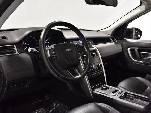 Used 2019 Land Rover Discovery Sport HSE image 11