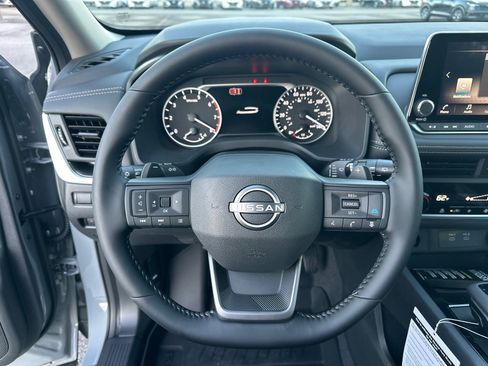 New 2026 Nissan Rogue SV image 24