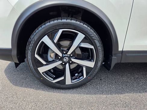 Used 2022 Nissan Rogue Sport SL AWD/4WD image 13