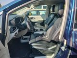 Used 2022 Chrysler Pacifica Touring-L image 3