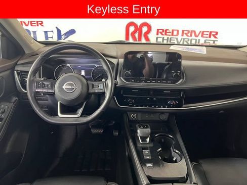 Used 2023 Nissan Rogue SL w/ SL Premium Package FWD image 14