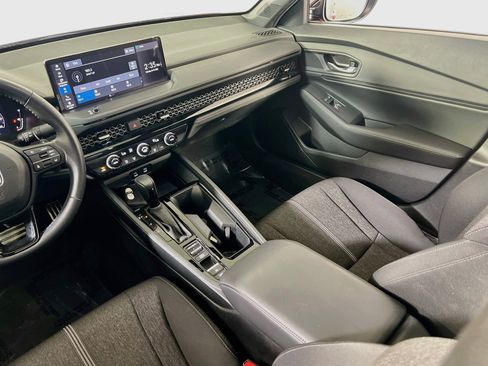 Used 2024 Honda Accord Sport image 22