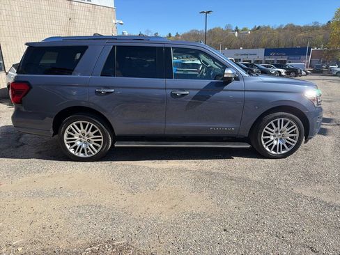 Used 2023 Ford Expedition Platinum AWD/4WD image 42