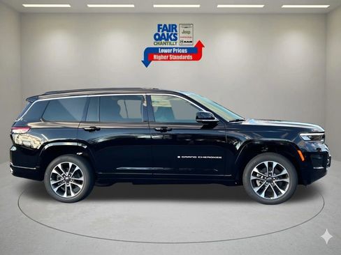 New 2025 Jeep Grand Cherokee L Overland w/ Advanced Protech Group III AWD/4WD image 5