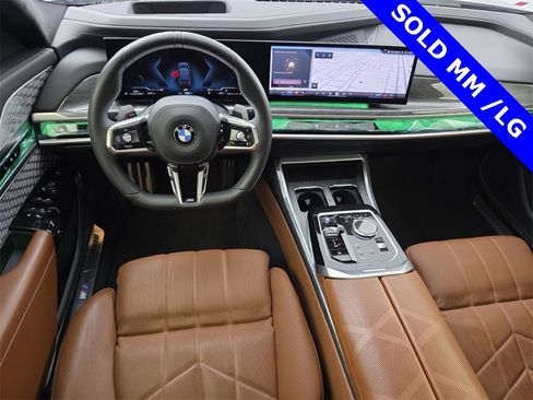 Used 2024 BMW 760i xDrive w/ Executive Package image 13