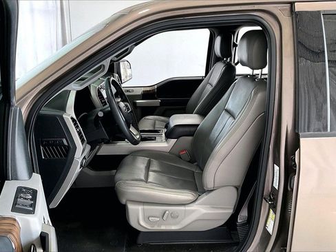 Used 2018 Ford F150 Lariat image 15